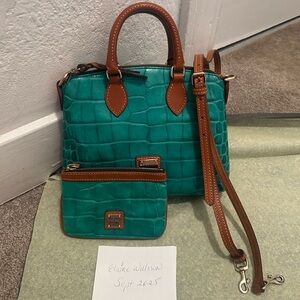 Dooney & Bourke Green Croc Crossbody Set with matching Coin